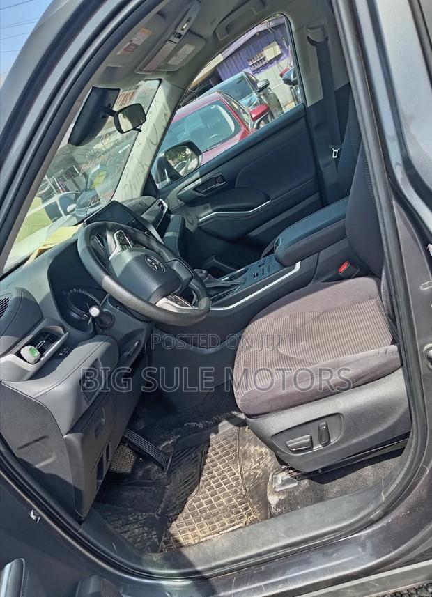 Toyota Highlander L AWD 2023 Silver