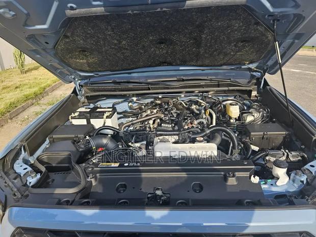 Toyota 4-Runner TRD Off-Road Premium 4WD (2.4L 4cyl Turbo 8A) 2025 Blue