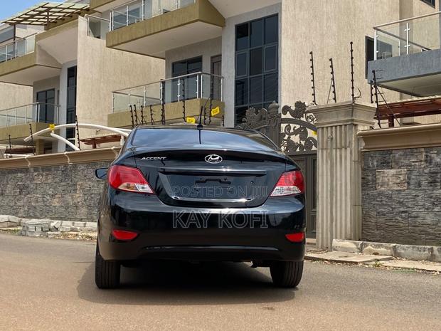 Hyundai Accent SE Sedan 2017 Black