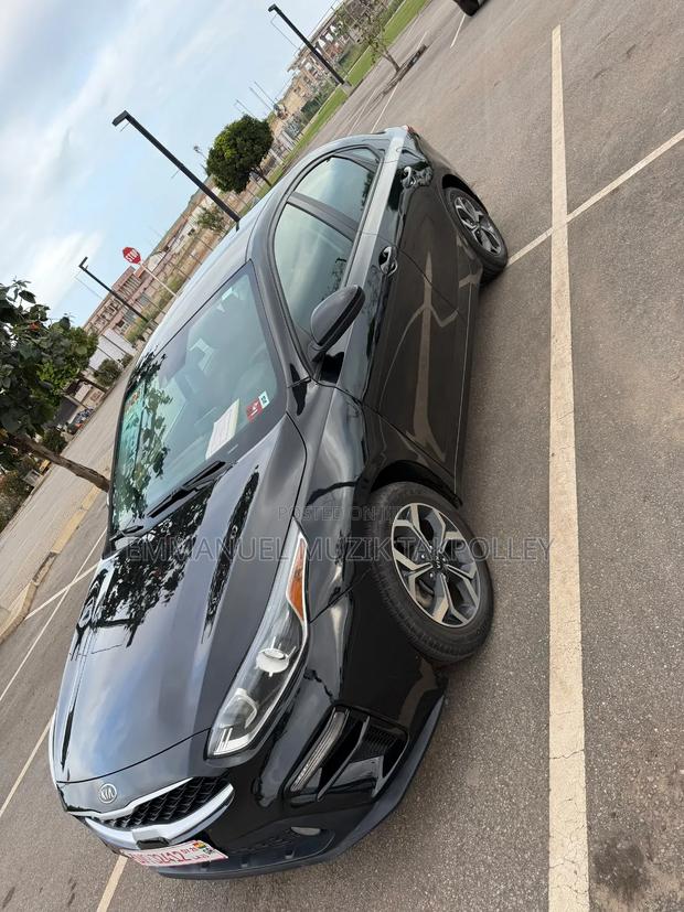 Kia Forte FE 2021 Black