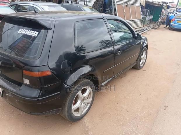 Volkswagen Golf 2004 Black