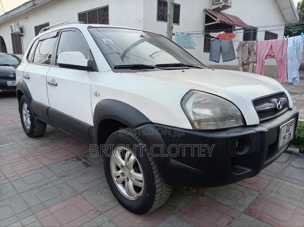 Hyundai Tucson 2008 White