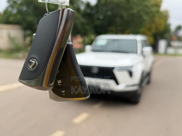 Lexus GX 550 Overtrail 2024 White
