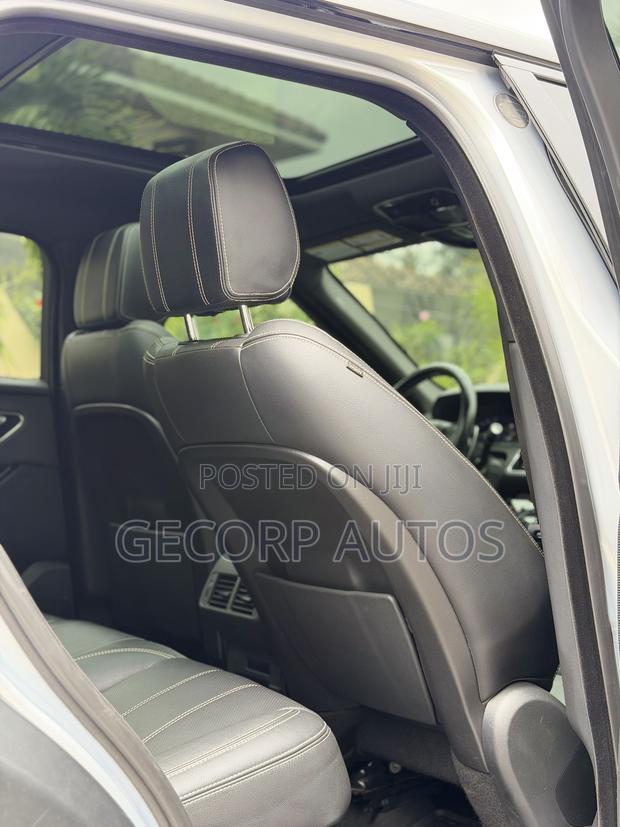 Land Rover Range Rover Velar R-Dynamic S 2021 Gray