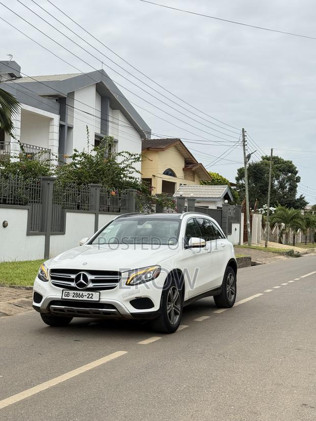 Mercedes-Benz GLC-Class 2017 White
