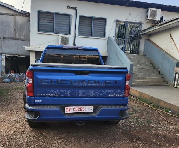 Chevrolet Silverado 2500 2023 Blue
