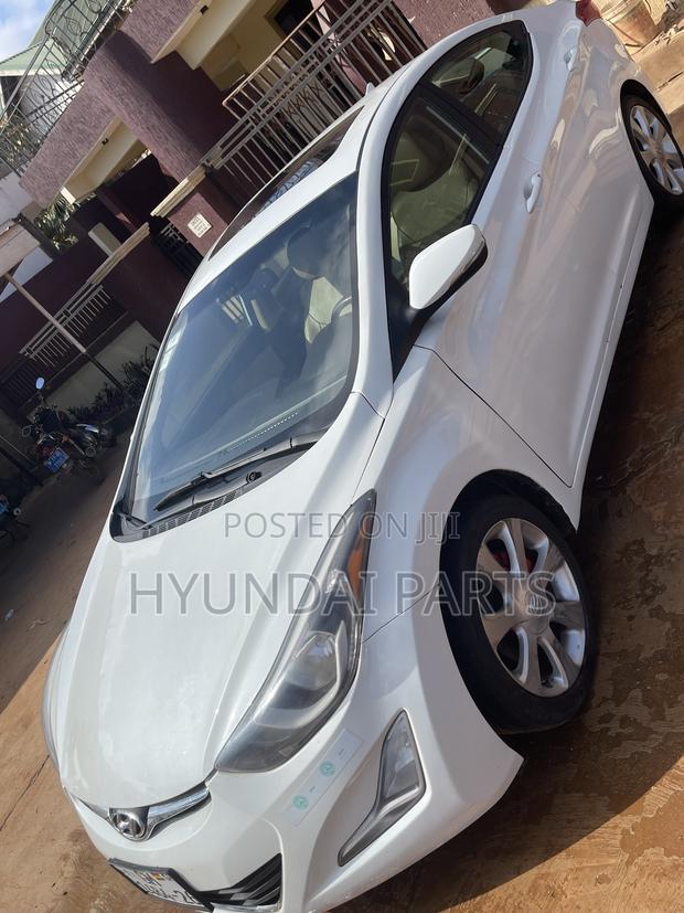 Hyundai Elantra Limited 2012 White