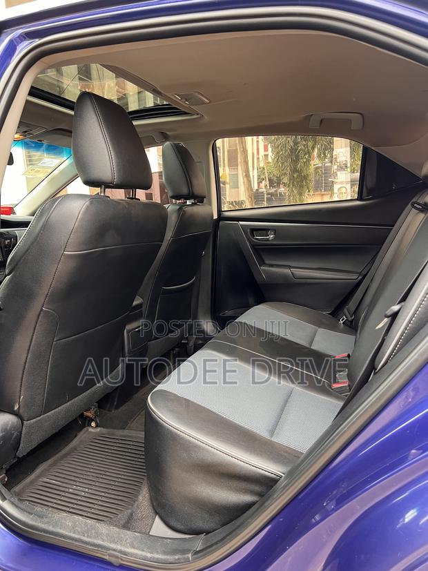 Toyota Corolla 2016 Blue