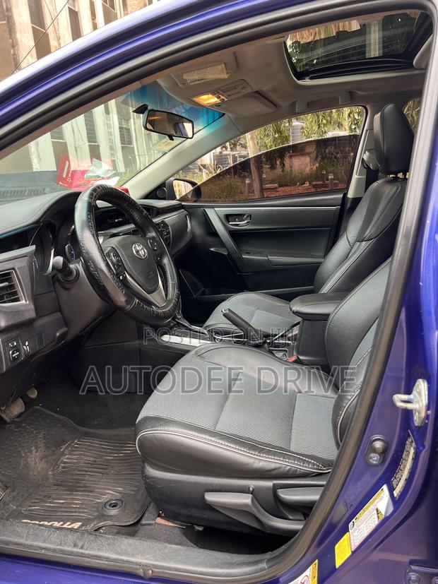 Toyota Corolla 2016 Blue