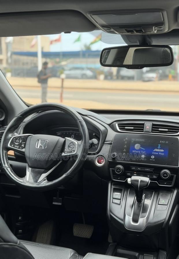 Honda CR-V Touring AWD 2019 Brown