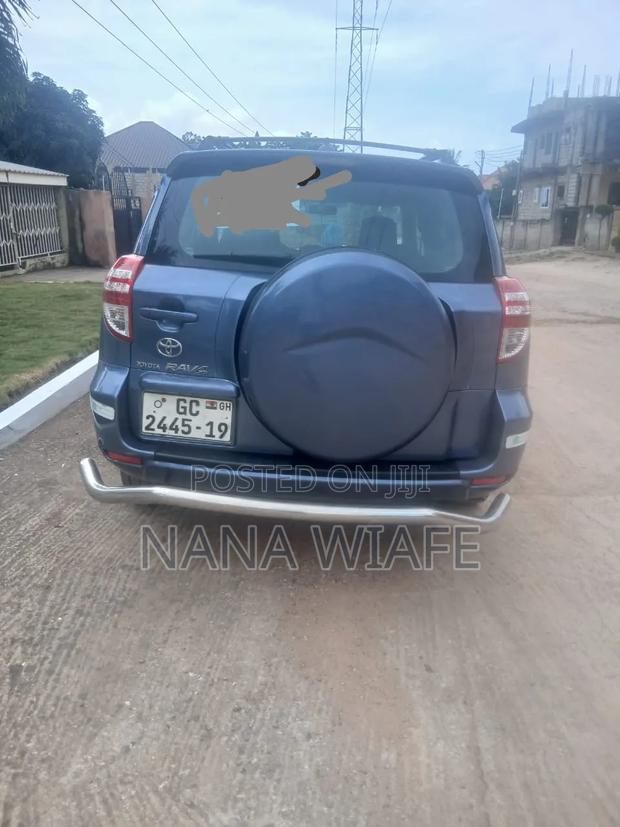 Toyota RAV4 2009 Blue