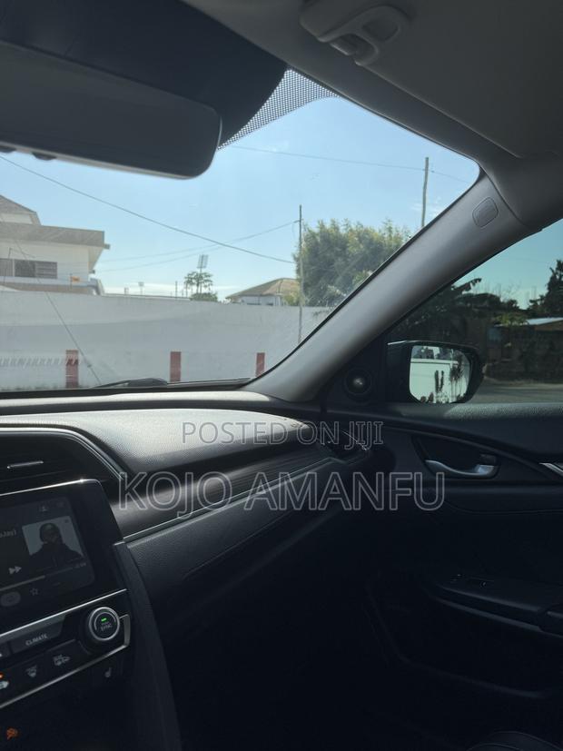 Honda Civic Touring Sedan 2019 Gray