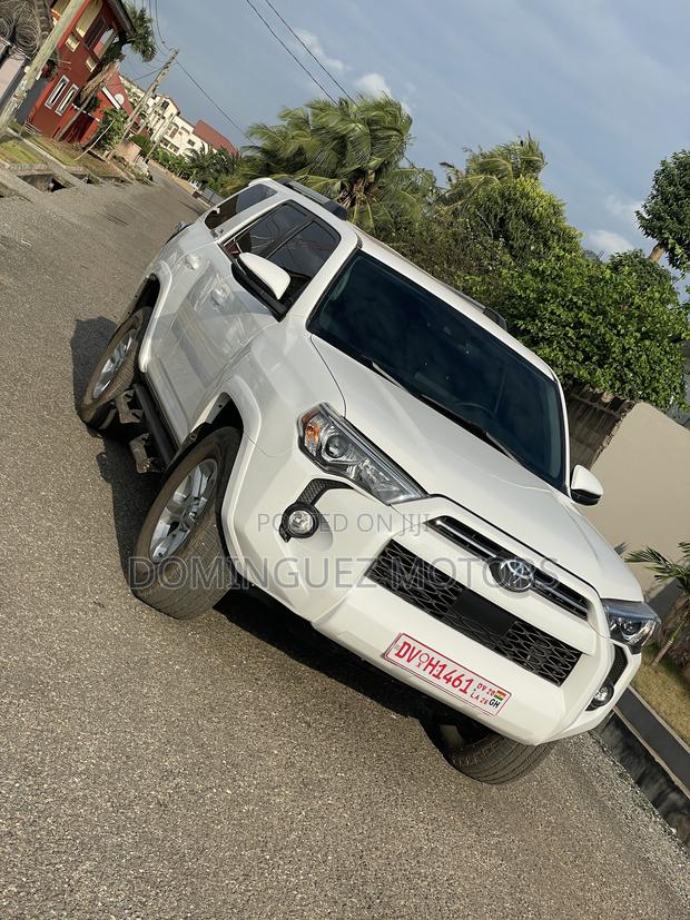Toyota 4-Runner 2022 White