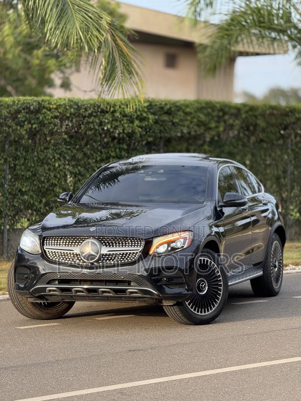 Mercedes-Benz GLC-Class 2017 Black