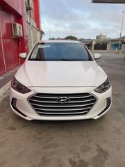 Hyundai Elantra Limited Sedan FWD (2.0L 4cyl 6A) 2017 White for sale