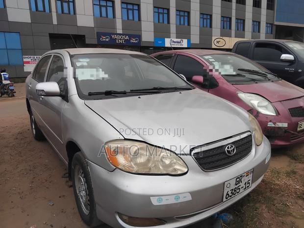 Toyota Corolla 2005 Silver