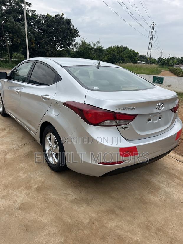 Hyundai Elantra 2013 Silver