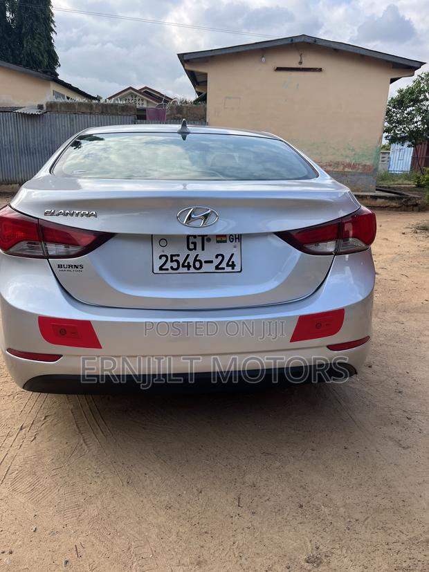 Hyundai Elantra 2013 Silver