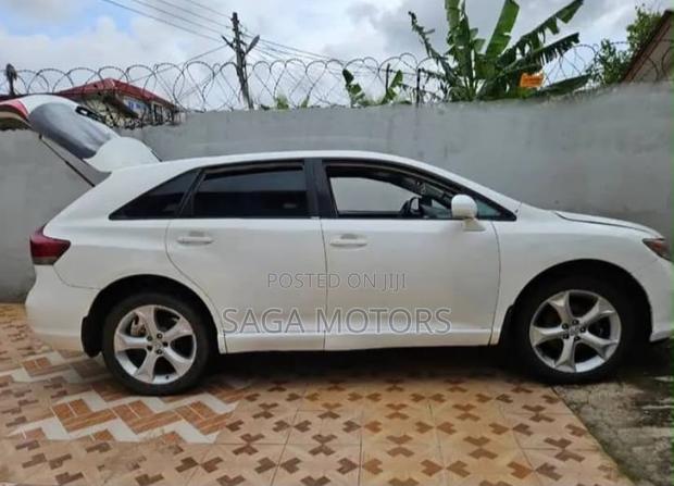 Toyota Venza 2012 White