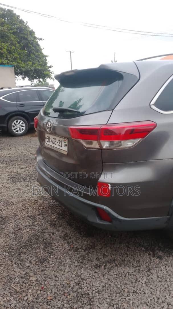 Toyota Highlander 2016 Gray