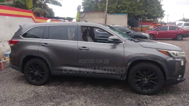 Toyota Highlander 2016 Gray