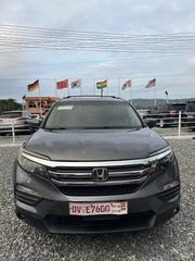 Honda Pilot Touring AWD 2018 Gray for sale