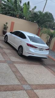 Hyundai Elantra SEL 2018 White for sale
