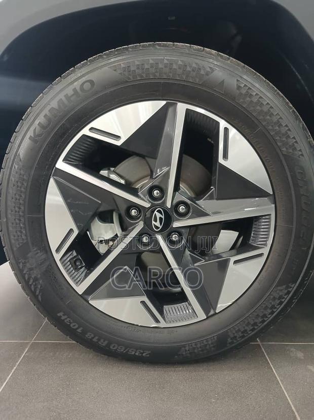 Hyundai Tucson 2024 White