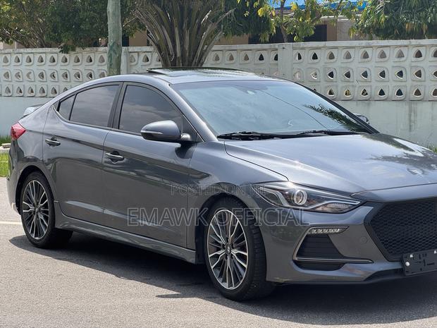 Hyundai Elantra 2018 Gray
