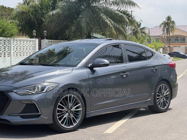Hyundai Elantra 2018 Gray