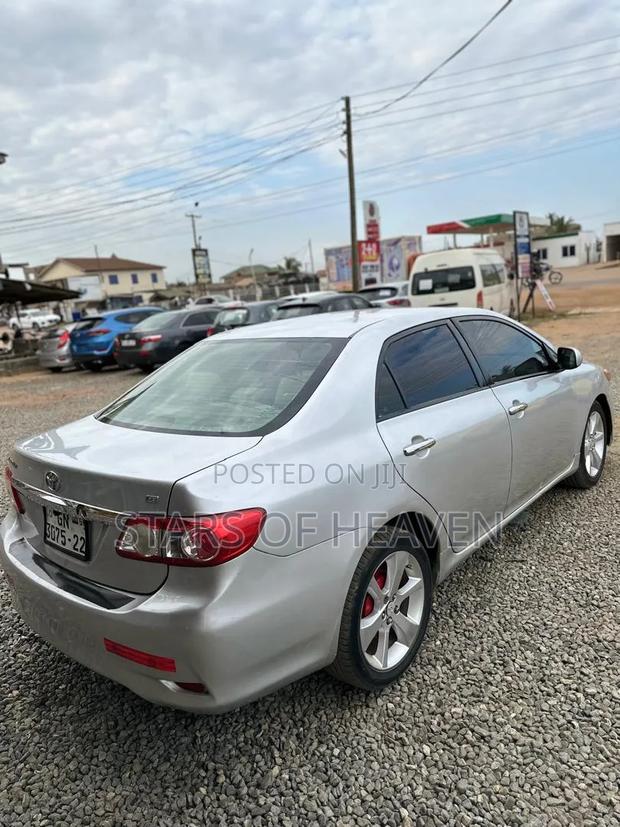 Toyota Corolla 2013 Silver