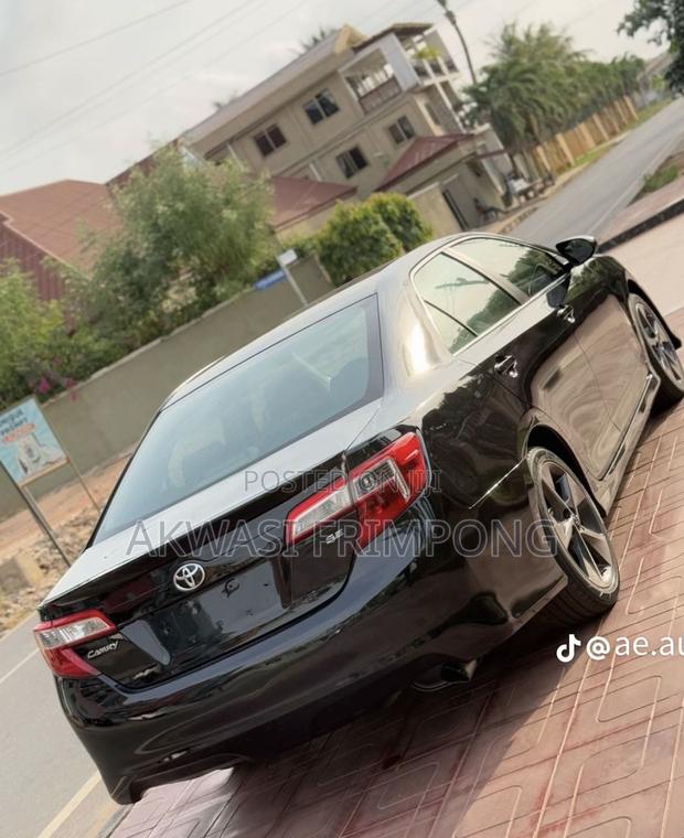 Toyota Camry SE 4dr Sedan (2.5L 4cyl 6A) 2012 Black