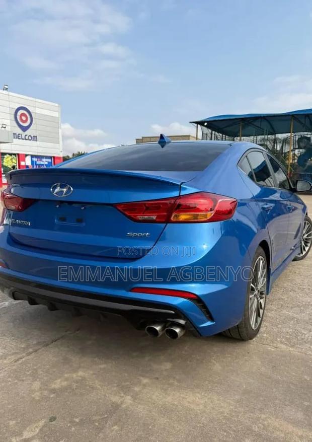 Hyundai Elantra Sport 2018 Blue