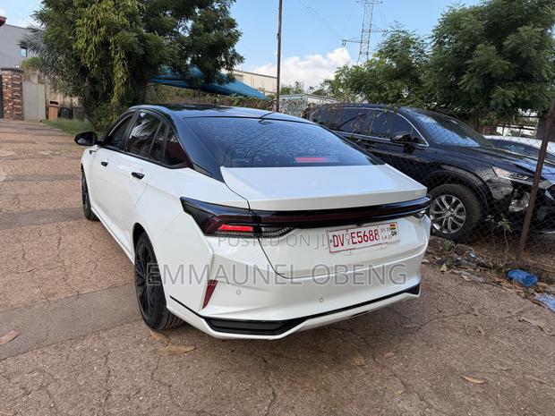 Dongfeng EV EX1 33 kW FWD 2022 White