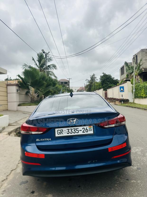 Hyundai Elantra 2017 Blue