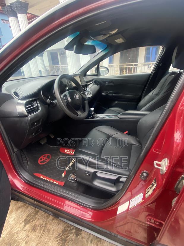 Toyota C-HR 2019 Red