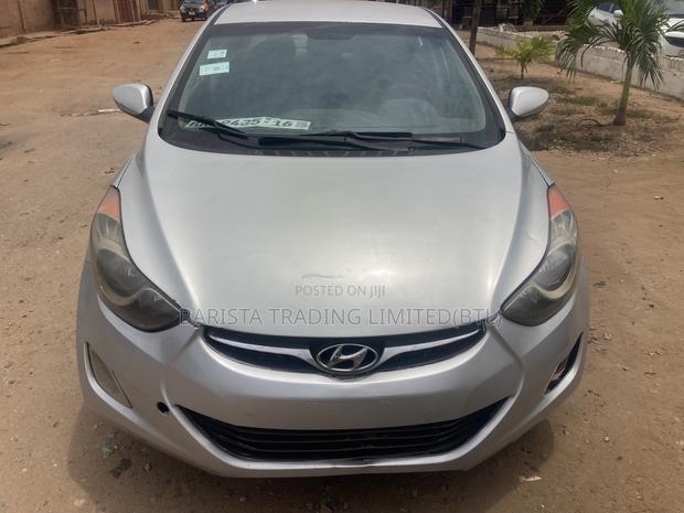 Hyundai Elantra GLS Sedan FWD (1.8L 4cyl 6M) 2013 Silver