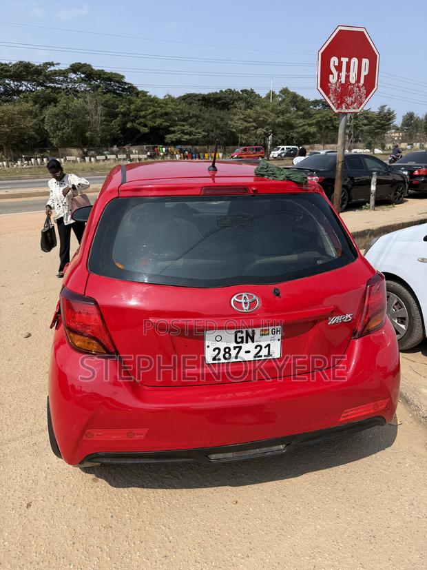 Toyota Yaris 2015 Red