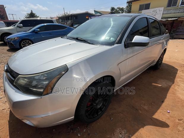 Ford Focus 2009 Silver