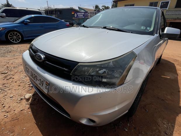 Ford Focus 2009 Silver