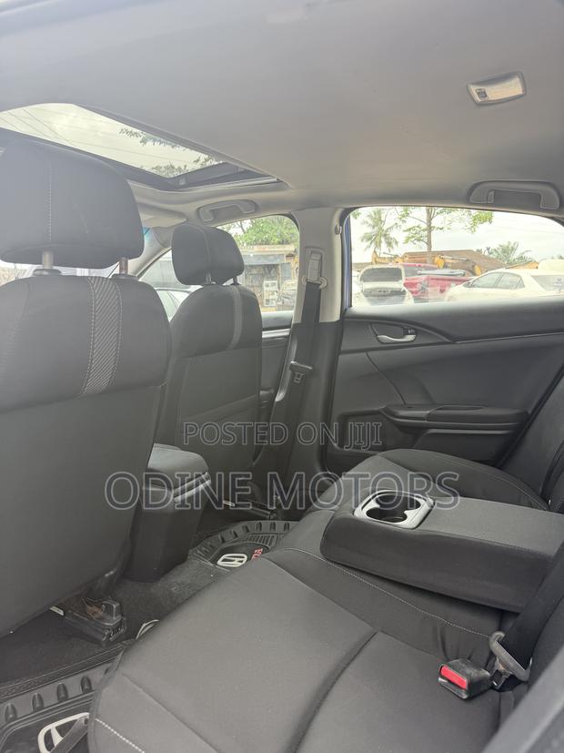 Honda Civic 2018 Blue