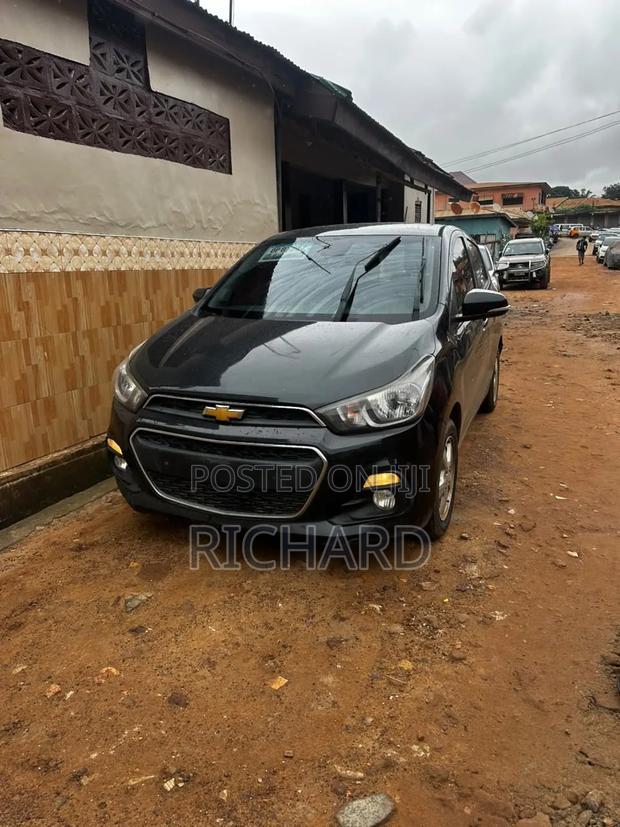Chevrolet Spark LS CVT 2016 Black