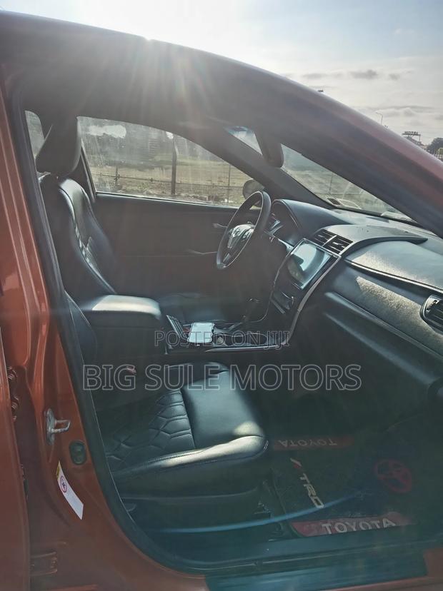 Toyota Camry 2015 Brown