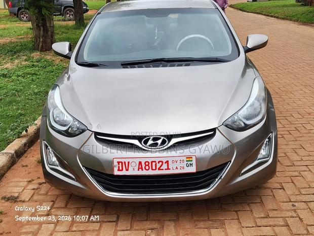 Hyundai Elantra Limited Sedan FWD (1.8L 4cyl 6A) 2016