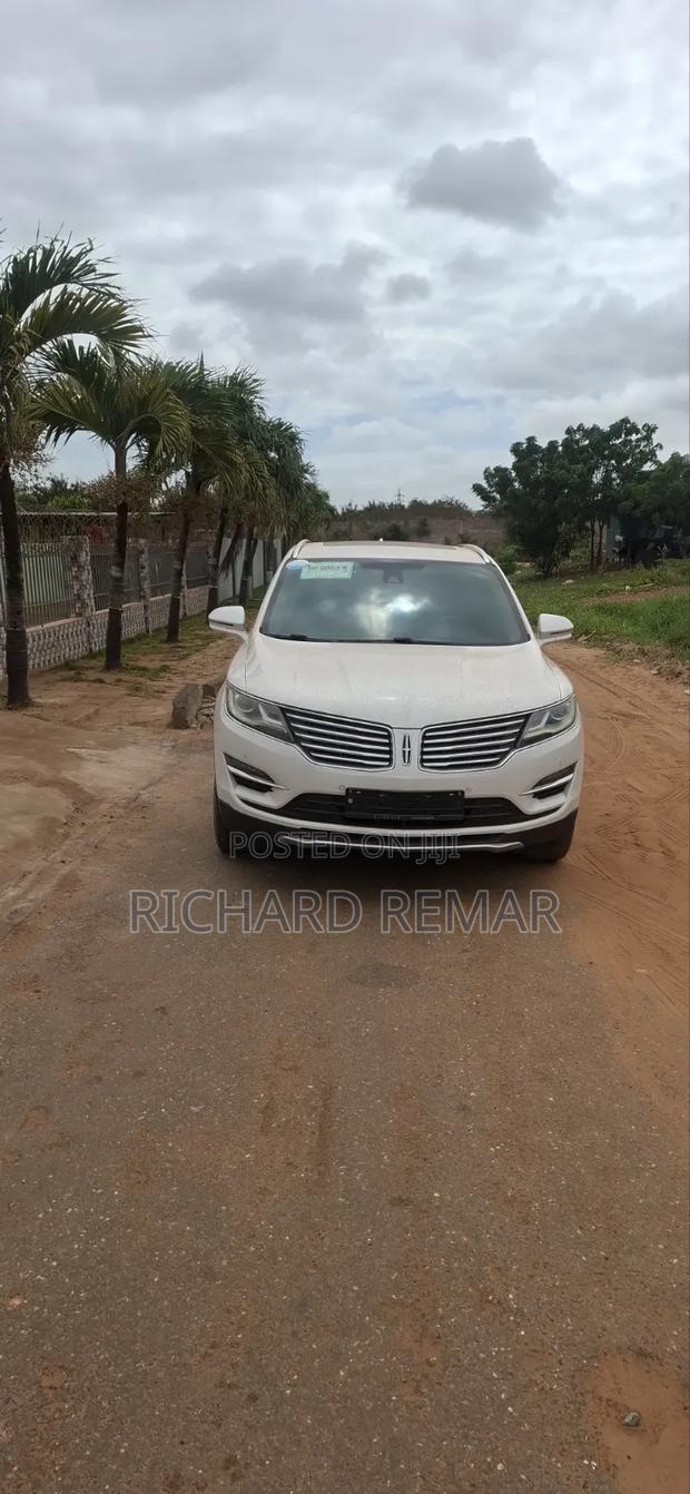 Lincoln MKZ 2017 White