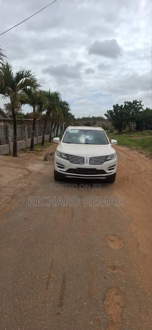 Lincoln MKZ 2017 White