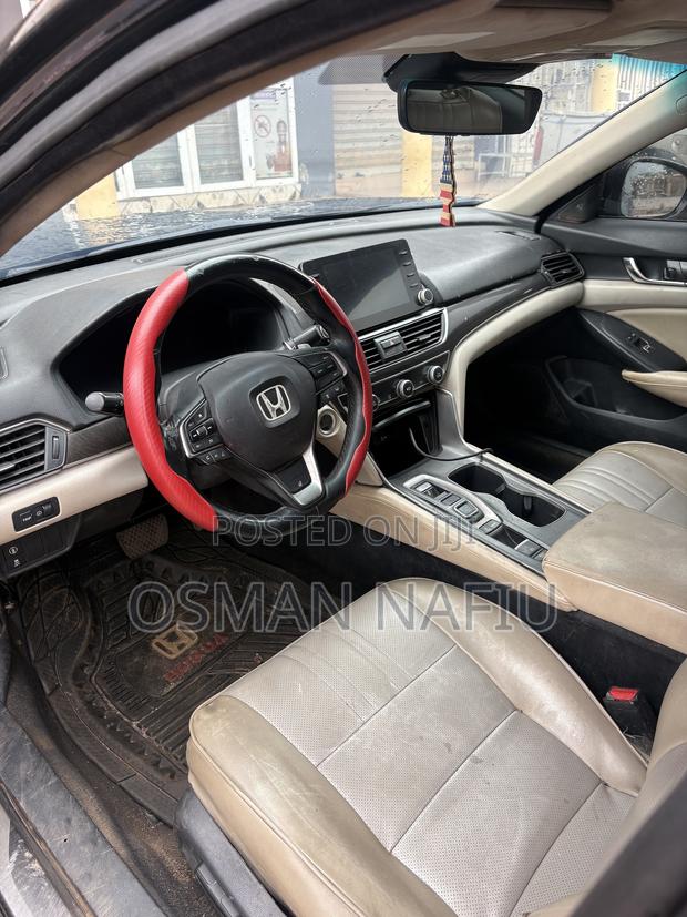 Honda Accord Touring 2.0T 2018 Black