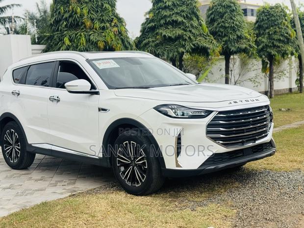 Jetour X70 Plus 1.5 7-Seater FWD 2022 White