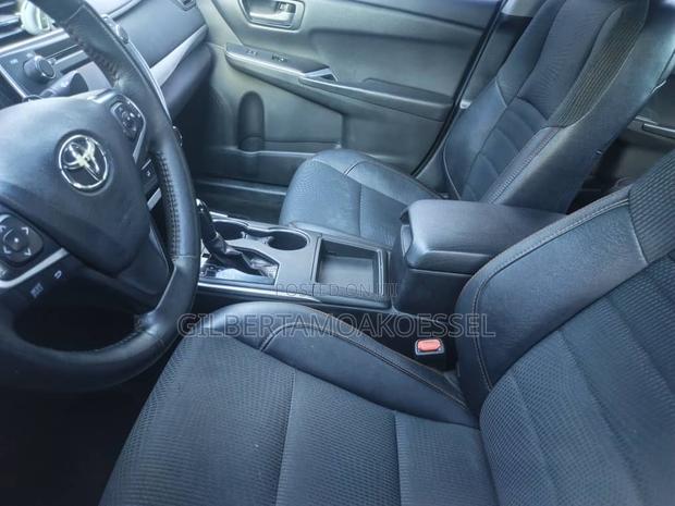 Toyota Camry 2017 Gray