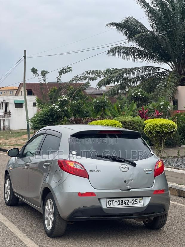 Mazda Demio 2012 Gray